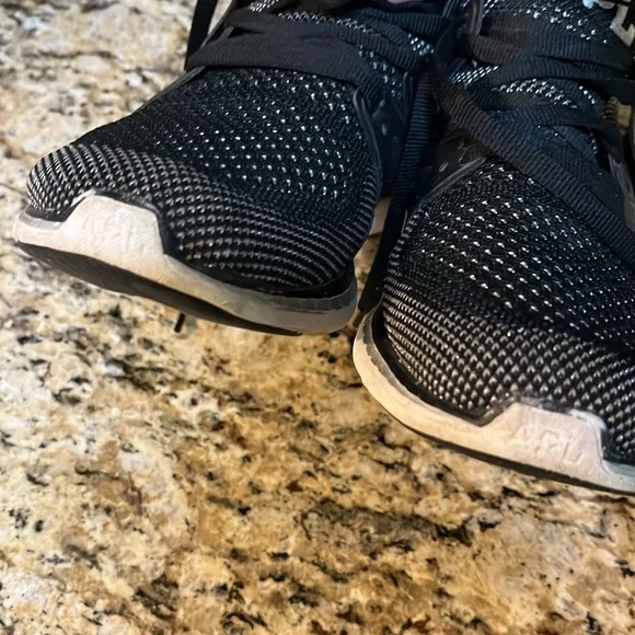 APL Ascend W shoes